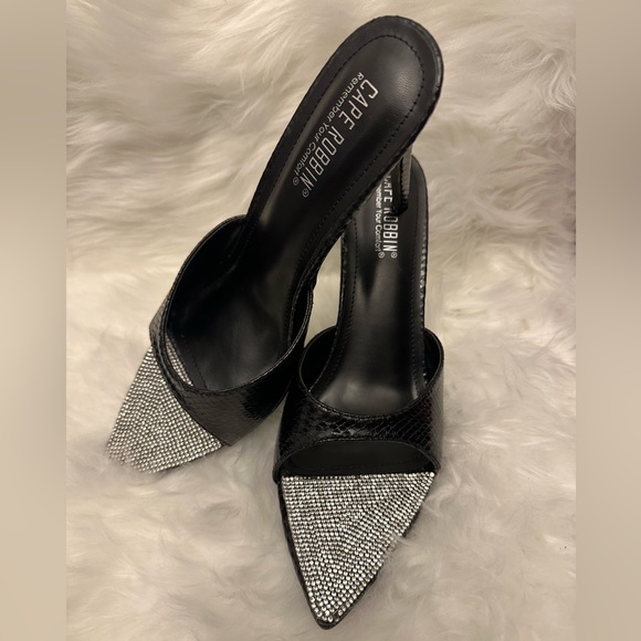 Women’s Heels Slippers By Cape Robbin. Pointed toe with Glitter Gem 💎 Stones - Picture 5 of 7